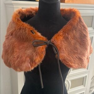 Real fur collar